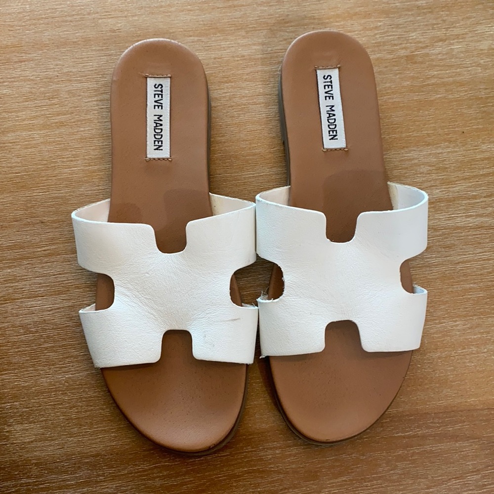 Steve Madden - Size 8 White Sandals